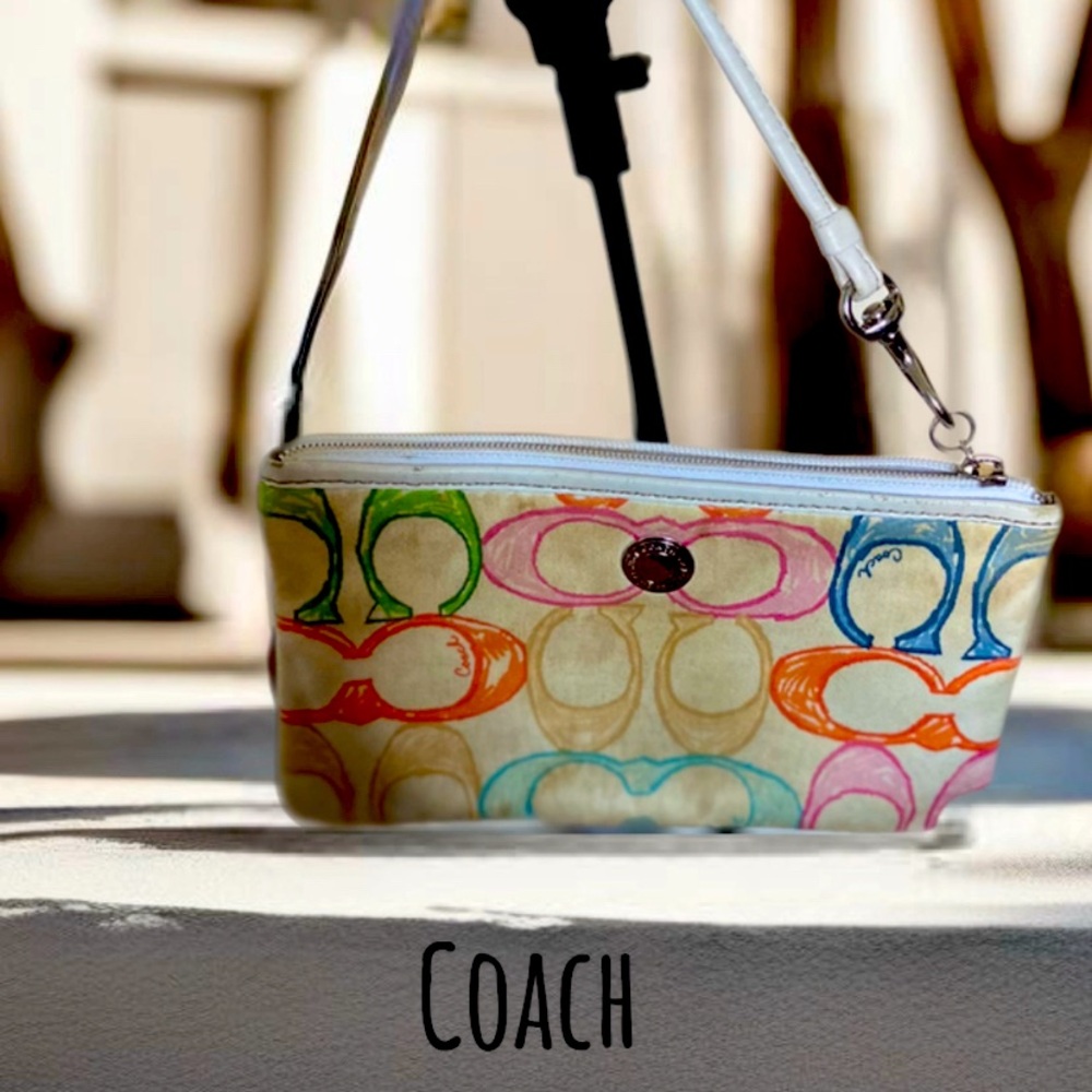Coach wrist